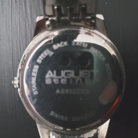 Men's watch - Picture 2 of 3